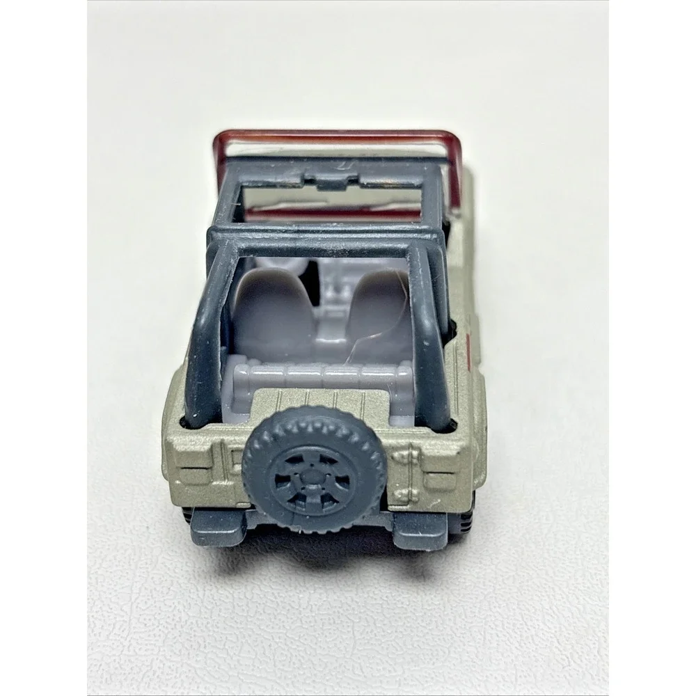 2017 Matchbox Jeep‎ Wrangler Jurassic Park Gray 1:64 Diecast Car Toy